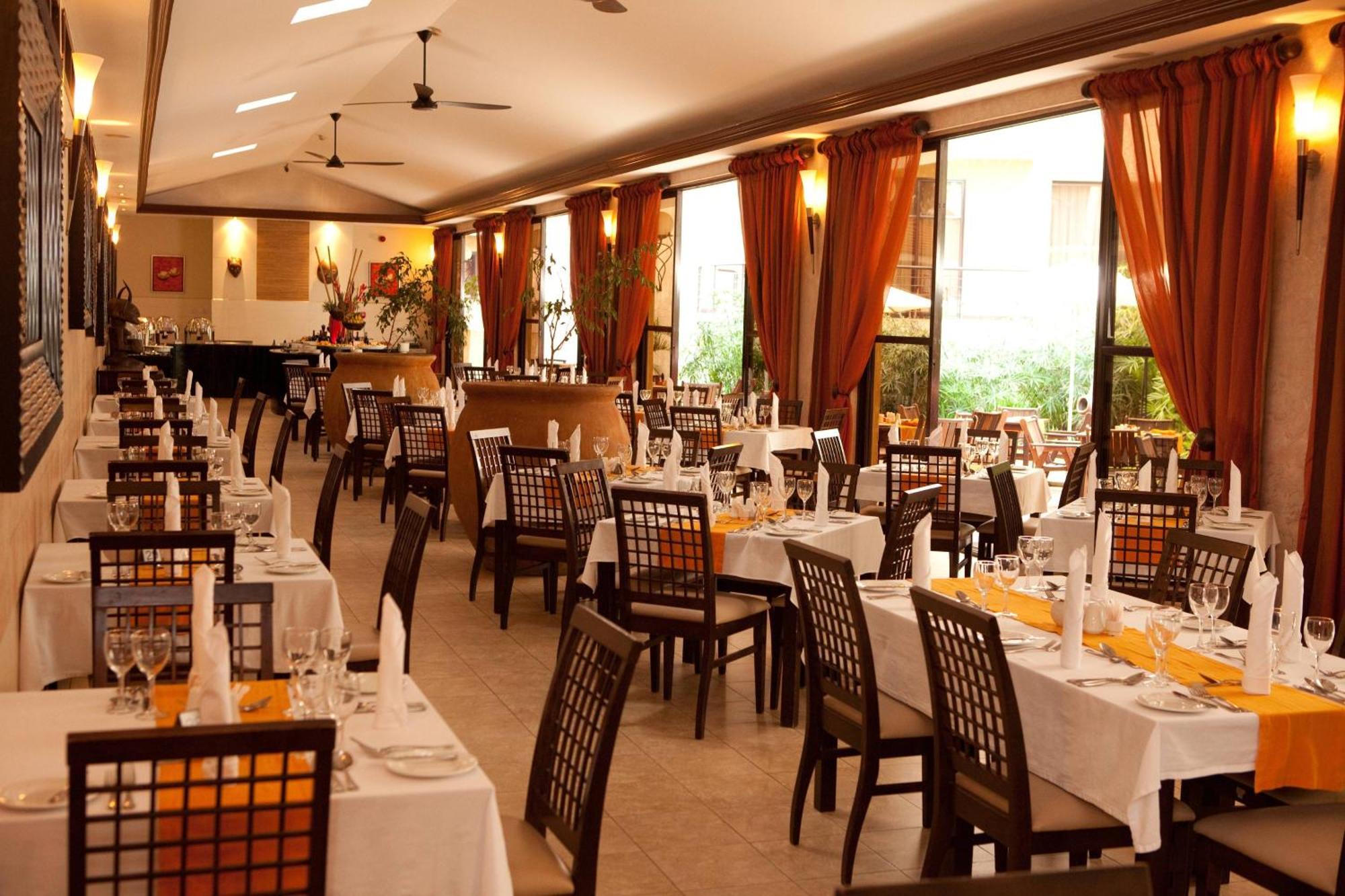 Protea Hotel By Marriott Kampala Luaran gambar